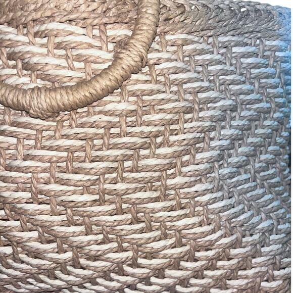 NWT Fashion Style Drawstring Tote – 18"x12" – Canvas Closure - Picture 3 of 7